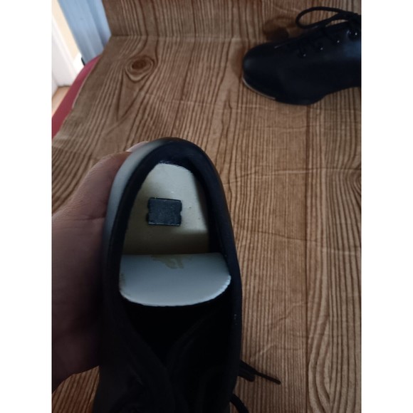 Bokimd Kids Lace Black Tap Shoes-2.5 NWOT. Left insole needs to glue.(SKU099) - Picture 6 of 7